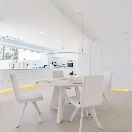 Ocean Bliss Beautiful With Pool And Sea Views * Costa Teguise