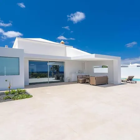 Вилла Ocean Bliss Beautiful With Pool And Sea Views