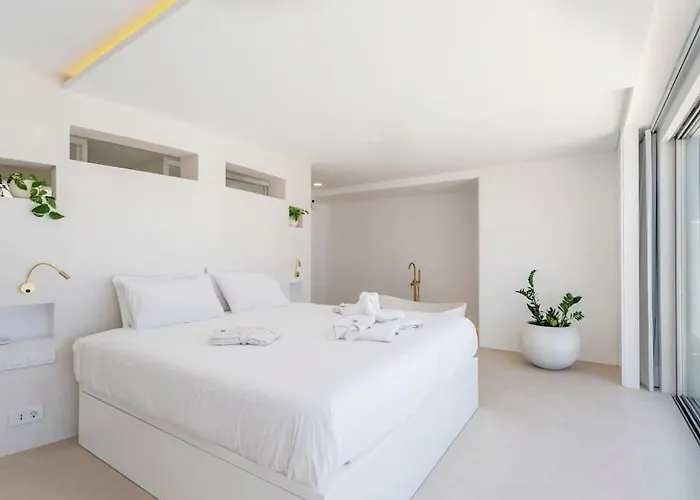 Ocean Bliss Beautiful With Pool And Sea Views Villa