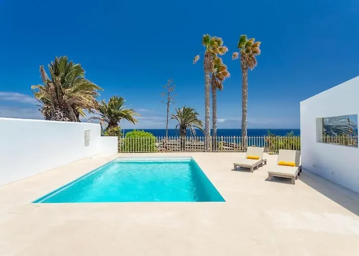 Ocean Bliss Beautiful With Pool And Sea Views * كوستا تاغيسي